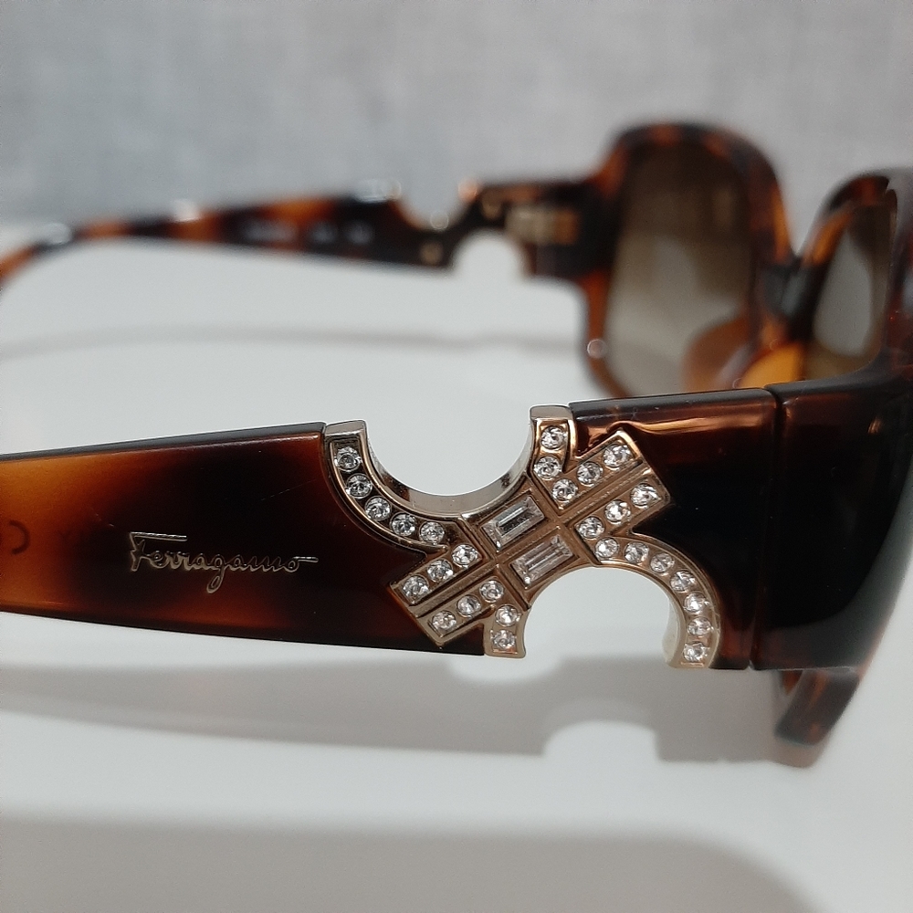 Salvatore Ferragamo Tortoise Shell Sunglasses - Picture 2 of 7